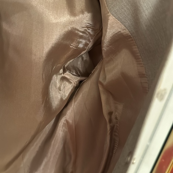 Vintage Ann Taylor suit circa 1990’s excellent condition. Jacket new - Picture 4 of 10